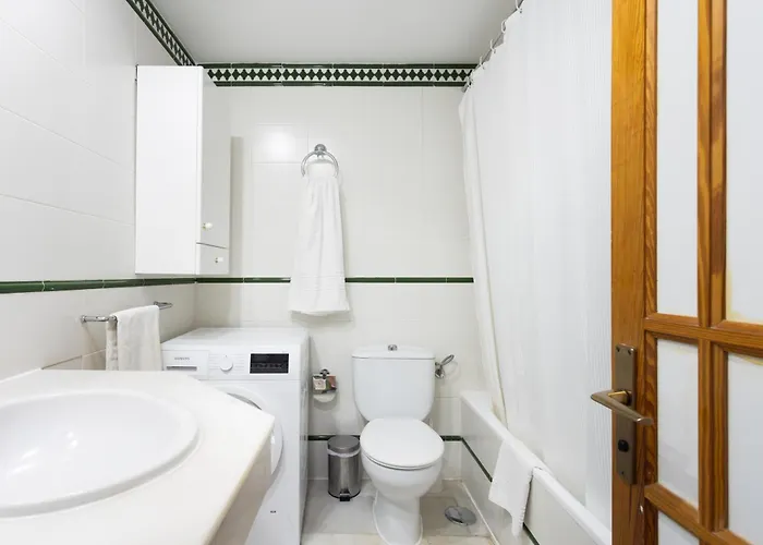 Апартаменты Altamira Amazing Views By Sunkeyrents